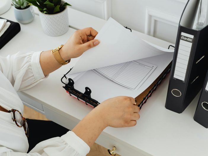 Determining ICS submission requirements for cost-reimbursable vs fixed-price contracts under FAR 52.216-7 and commercial item exemptions.